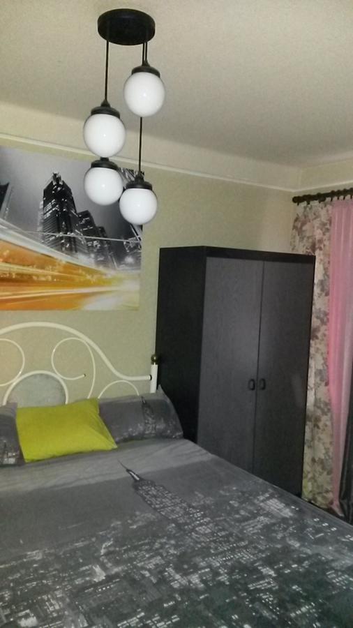 Apartment On Rusanivska Naberezhnaya 22 基輔 外观 照片