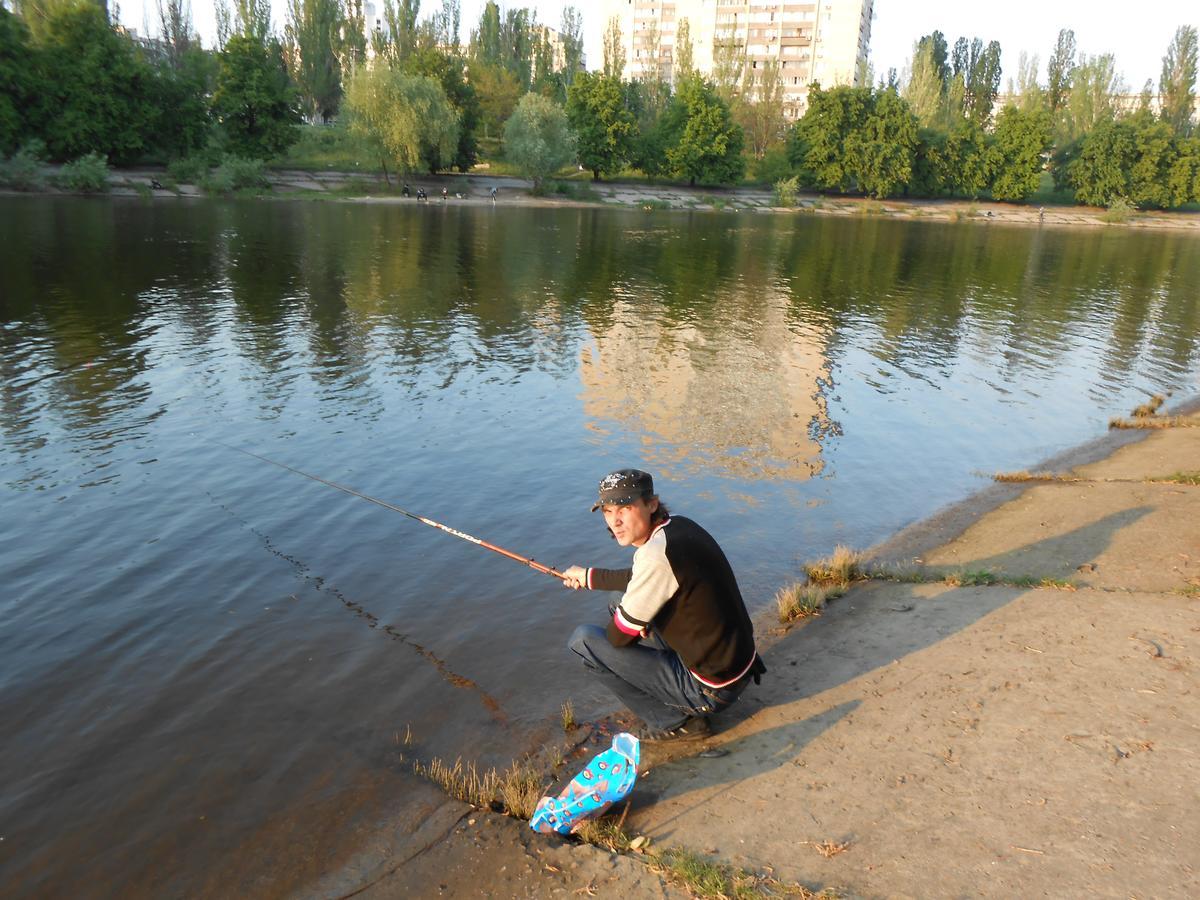 Apartment On Rusanivska Naberezhnaya 22 基輔 外观 照片